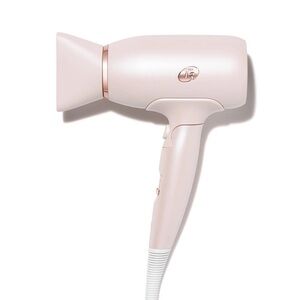 AFAR Lightweight Travel